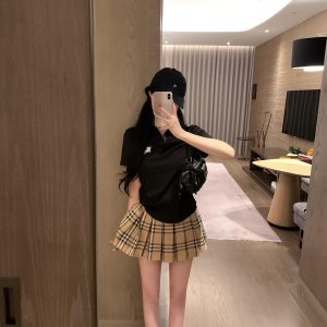 Luxury Burberry Plaid Short-Sleeved Shirts
