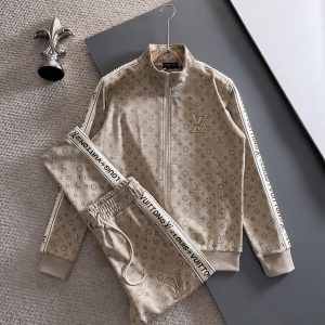 High Quality Louis Vuitton Abs Suit For Autumn