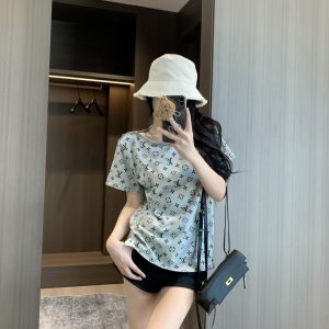 High Quality Louis Vuitton Short-Sleeved T-Shirt