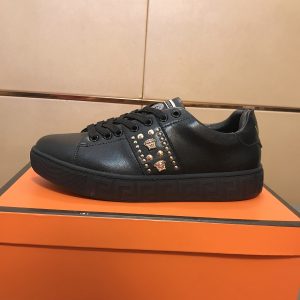 1:1 Versace Cowhide Casual Shoes