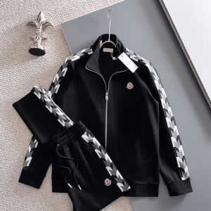 Luxury High Quality Moncler Suit For Autumn