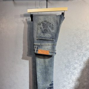 High Quality Luxury Louis Vuitton Cotton Jeans For Autumn