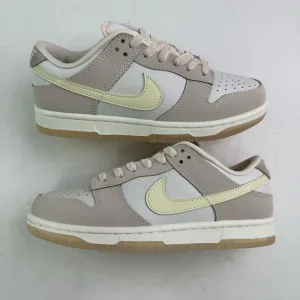 Reps Nike Sneakers Pink