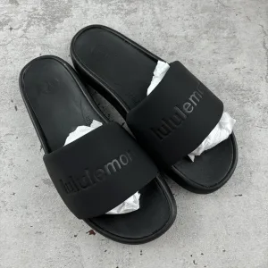 Reps Lululemon Slippers