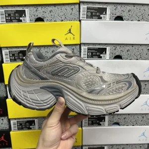 Reps Balenciaga Ruler