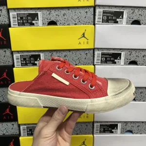 AAA Balenciaga Ruler