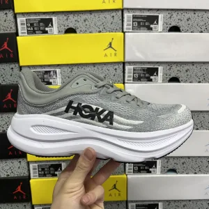 AAA Hoka Oneone Ruler