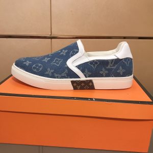 Aaa 1:1 Louis Vuitton Cowhide Casual Shoes