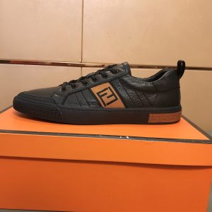 1:1 Fendi Cowhide Casual Shoes