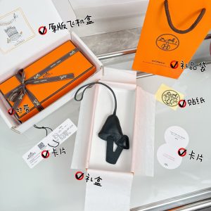 Luxury High Quality Hermès Lambskin Leather Keychains