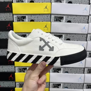 Reps High Quality Off-White Canvas Shoes White
