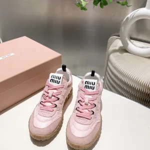 Designer Miu Sneakers Color Spring Summer