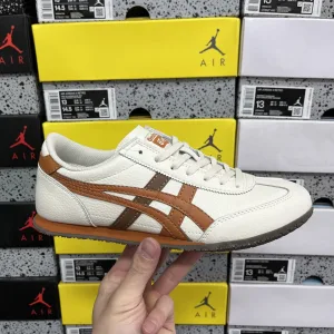 Reps AAA Asics Sneakers