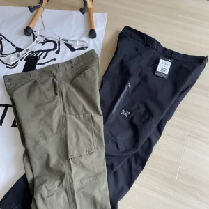 Luxury Archaeopteryx Trousers Green Cotton Pure Down Nylon Spandex Mesh Relaxed Fit Spring Autumn Embroidery Patch