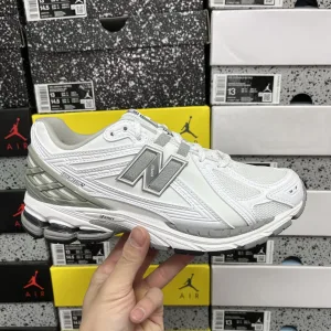 AAA New Balance Running Shoes
