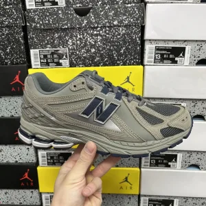 AAA New Balance Running Shoes