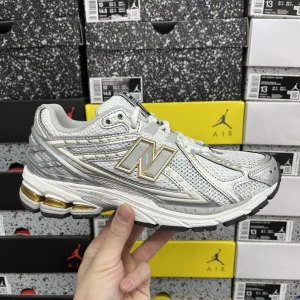 Luxury New Balance Running Shoes