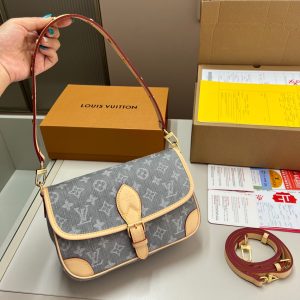 Designer High Quality Louis Vuitton Abs Ruler