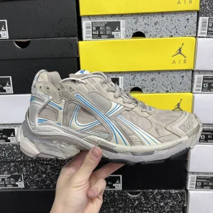 AAA Balenciaga Sneakers