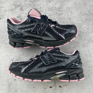 AAA New Balance Running Shoes