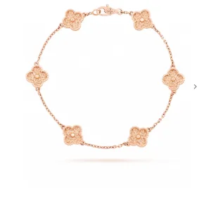 Designer AAA Van Cleef & Arpels Bracelet Red