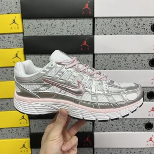 High Quality Nike Dad Shoes Pink