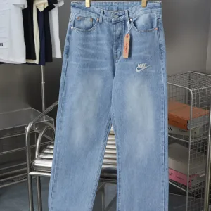 Super Clone AAA Levi'S Jeans Red Denim Winter Leather Patch