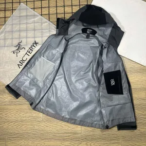 High Quality Designer Ecco Waterproof Jacket Red Gore-Tex Lace Adjustable Drawstring Zippered Pocket