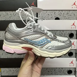Luxury Saucony Running Shoes