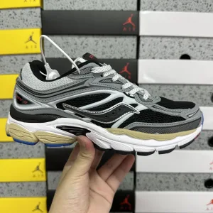 High Quality Saucony Running Shoes