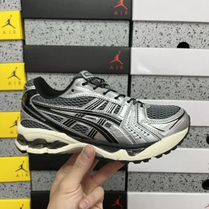 Luxury Asics Running Shoes