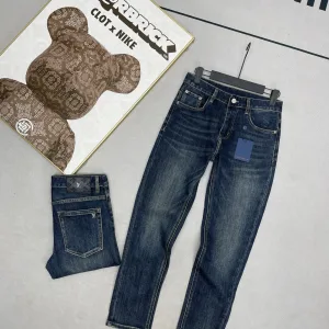 AAA Designer Louis Vuitton Jeans Red Cotton Denim Autumn