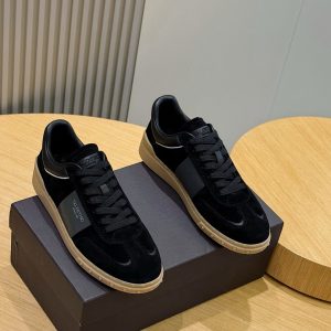 1:1 Designer Valentino Calfskin Sneakers
