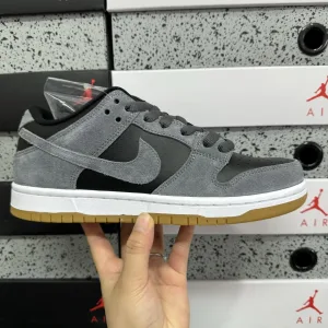 AAA Nike Skate Shoes