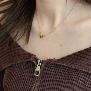 Reps Louis Vuitton Necklace Ash Lace Sophistication