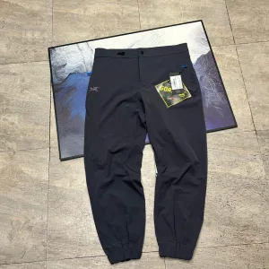 High Quality Archaeopteryx Long Pants Red Softshell Fabric Quick-Drying Adjustable Drawstring Simple Design Patch