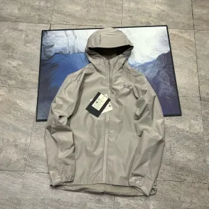 AAA Archaeopteryx Outerwear Red Gore-Tex Windstopper Polyester Nylon Plain Weave Lace Running Simple Design Urban Commuting Patch
