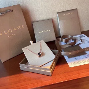 Reps Bvlgari Necklace Red Male Female Lace Understated Luxury
