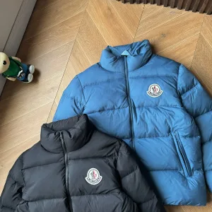 Reps AAA Moncler Outerwear Red Duck Down Nylon Fabric Patch Zippered Pocket