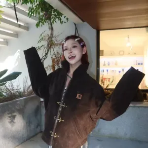 Designer Carhartt Coat Brown Velvet Autumn Leather Patch