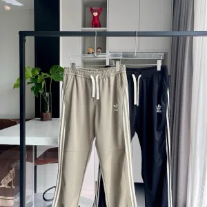 Reps Adidas Sweatpants Black Easy To Match