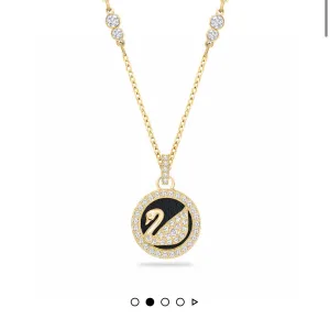 Reps Swarovski Necklace Black Lace