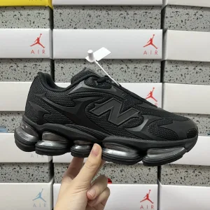 Designer New Balance Ruler Black