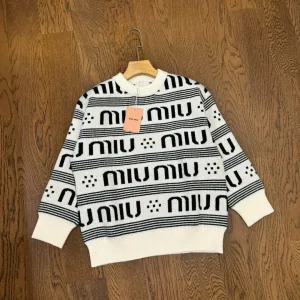 Designer Prada Sweater Ash Wool Blend Jacquard Sophistication Color Blocking