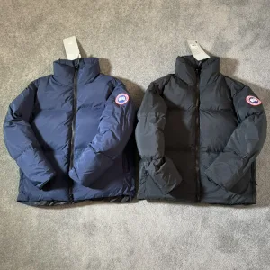 Luxury AAA Canada Goose Down Jacket Red Duck Mesh Hiking And Outdoor Activities Winter Three-Proof Fabric Embroidery Side Pockets