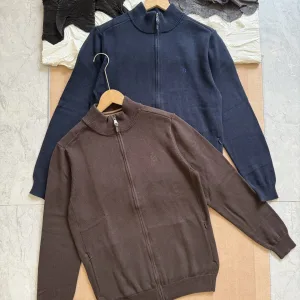 Reps Hazzys Shirt Red Wool Soft Touch Gentlemanly Style Mature And Sophisticated Autumn Winter Crisp Silhouette