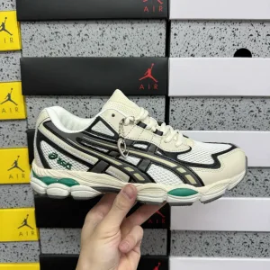 Luxury Asics Running Shoes