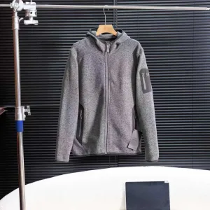 High Quality Archaeopteryx Coat Red Wool Cashmere Adhesive Fleece Outdoor Functionality Autumn Winter And Patch
