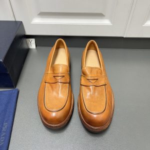 Luxury Prada Cowhide Leather Shoes For Fall