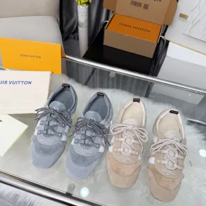 Luxury Louis Vuitton Sneakers Color
